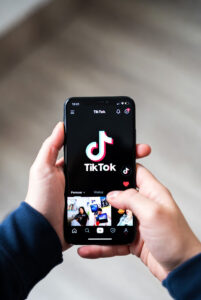What AI Photo App Do People Use On Tik Tok 